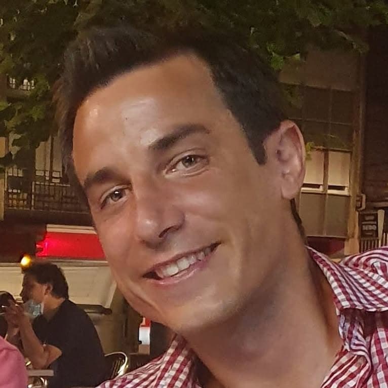 Carlos Mora de la cruz