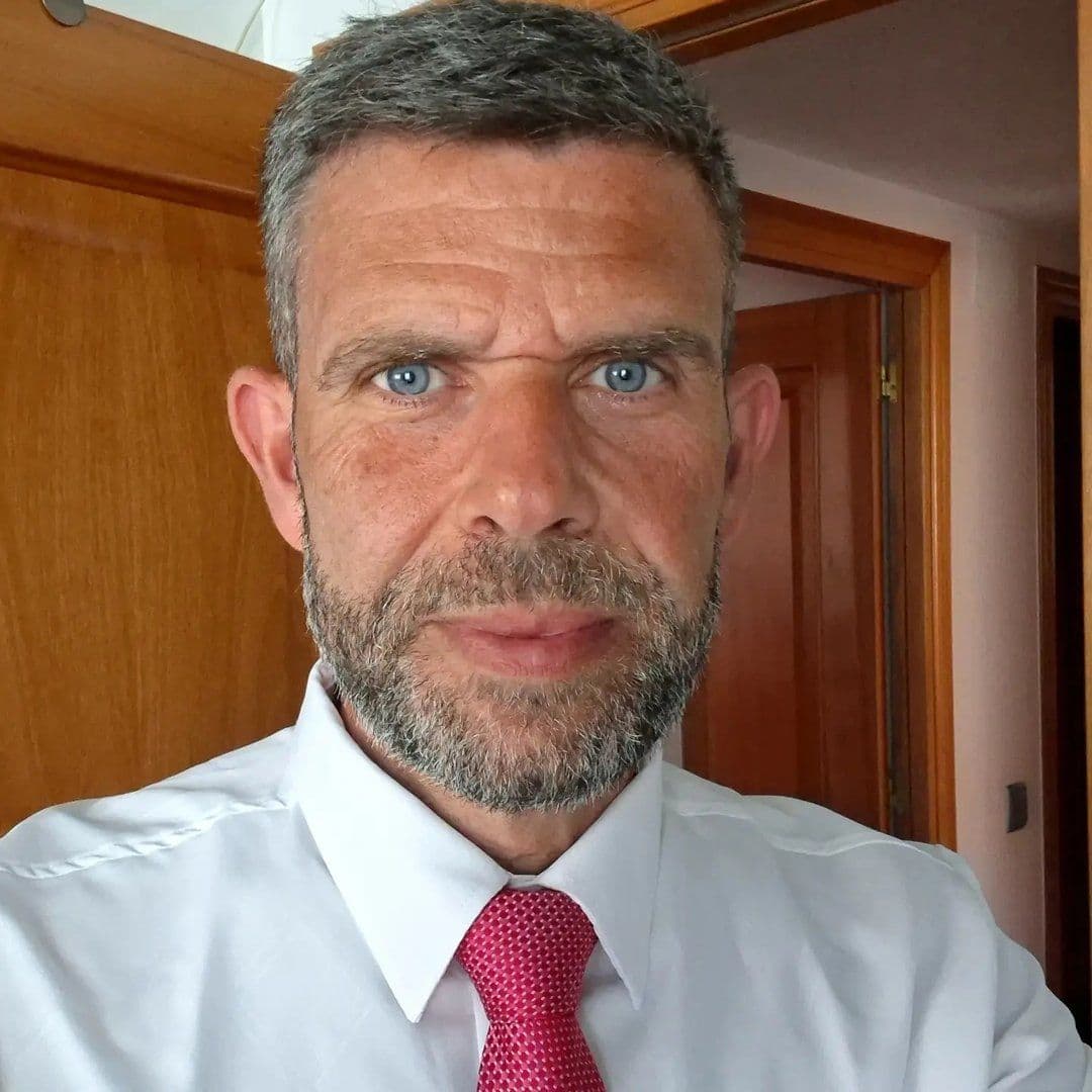 Francisco Flores
