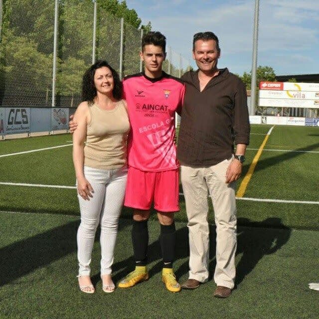 Adrián LB