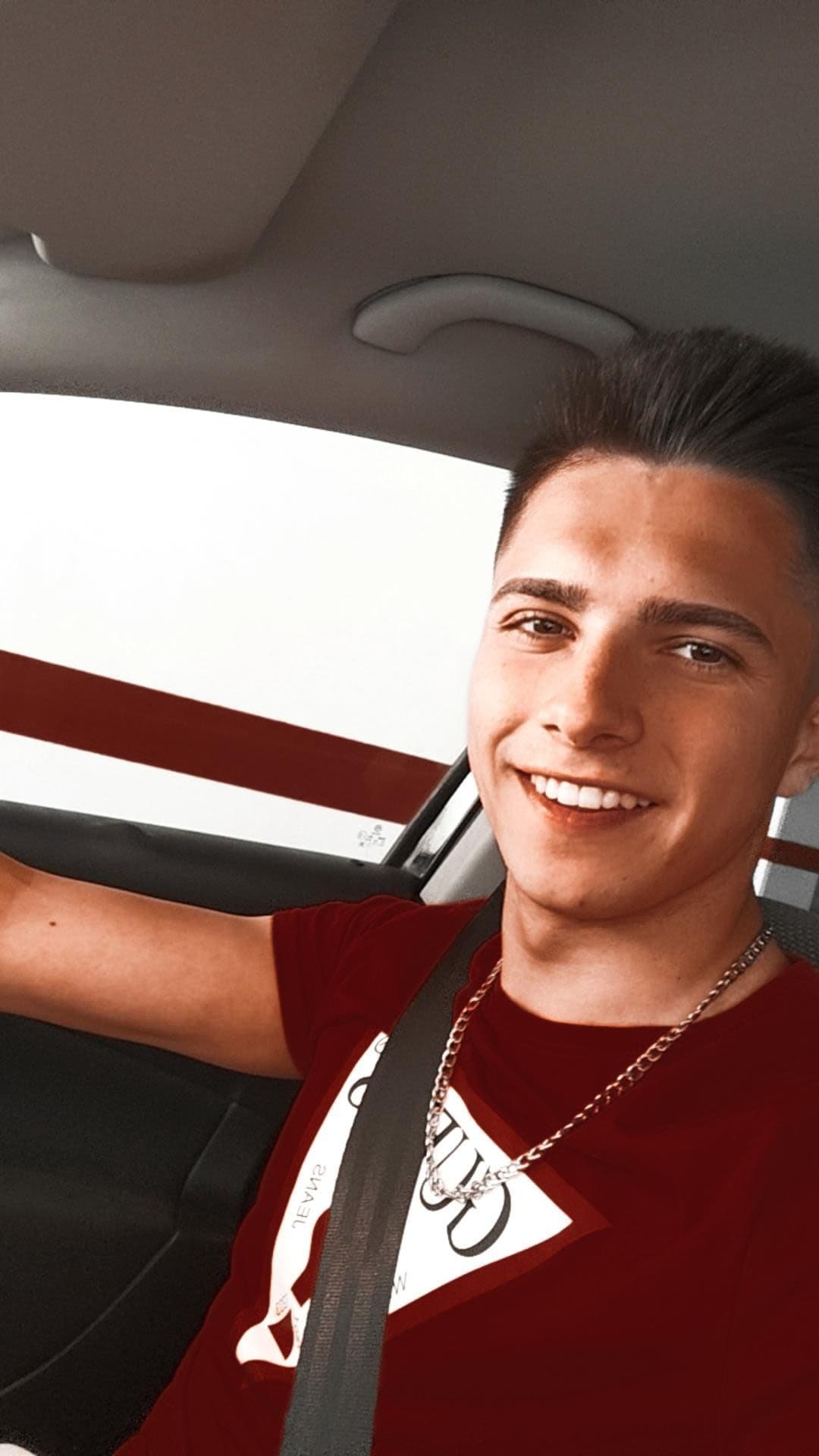 Adrián López