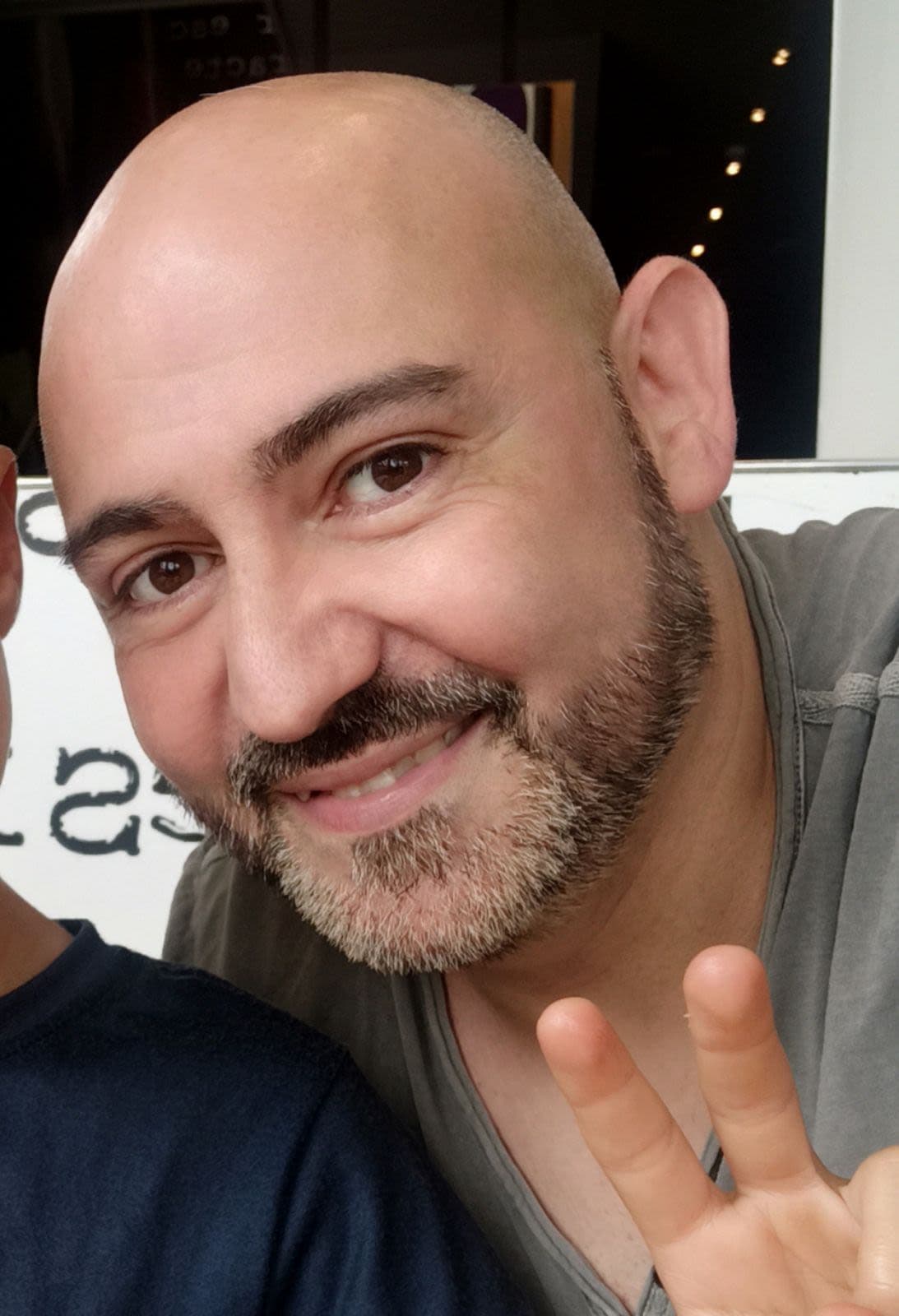 Paco M Zoroa.