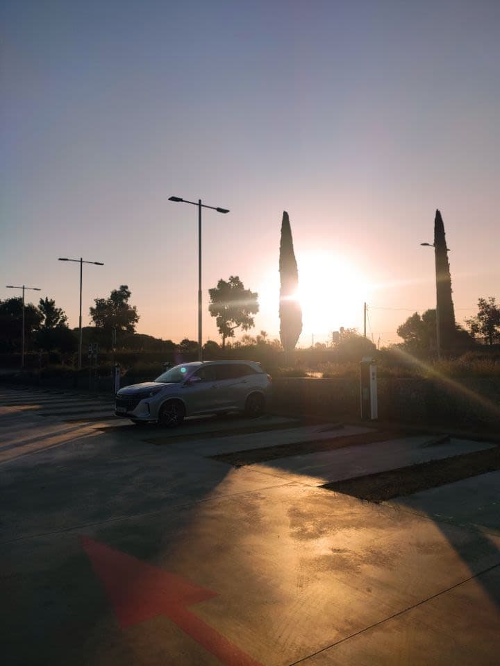 Àdam