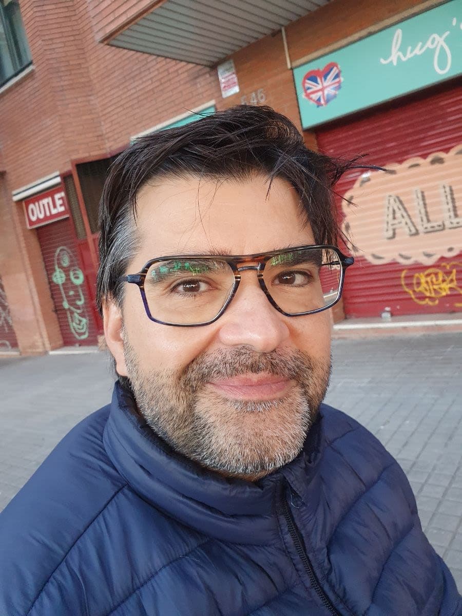 DAVID RIOL