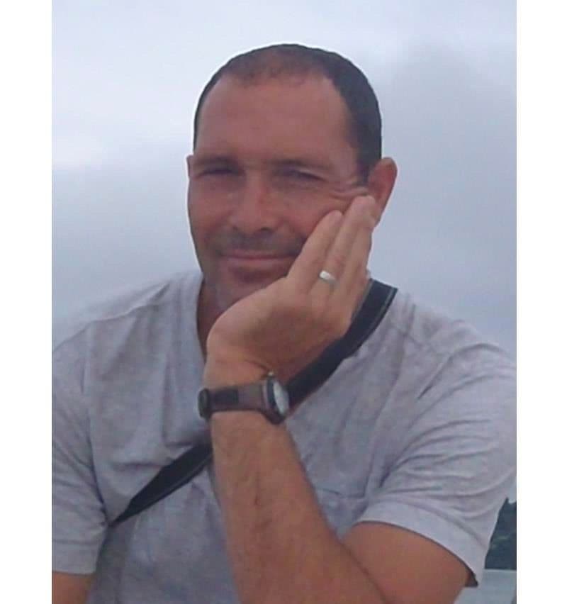 Andoni Aresti