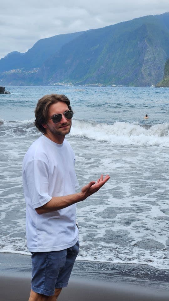 Denis Ezhov 