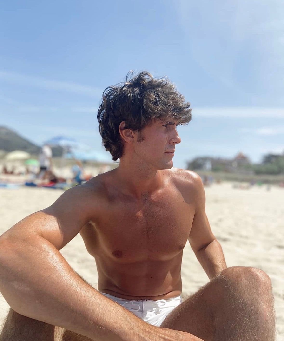 mikel urresola
