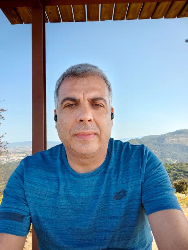 Javier S.