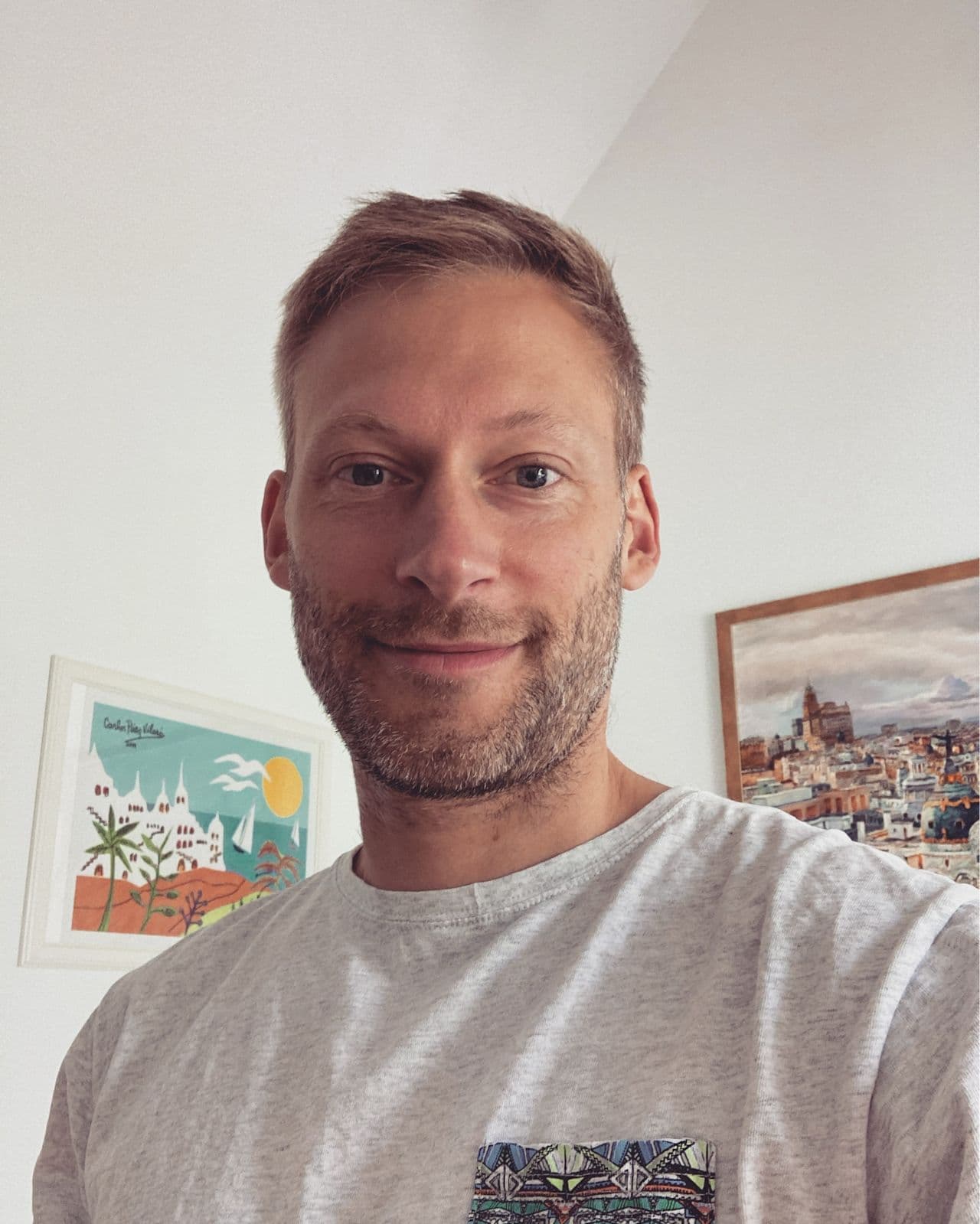 Matthias R.