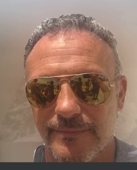 Carlos Hidalgo 