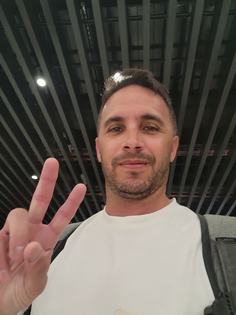 Fede Morales (Derecha)