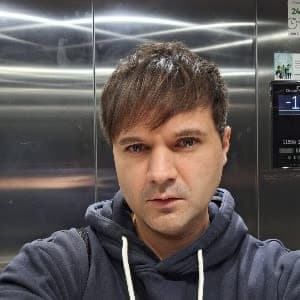Héctor Abad