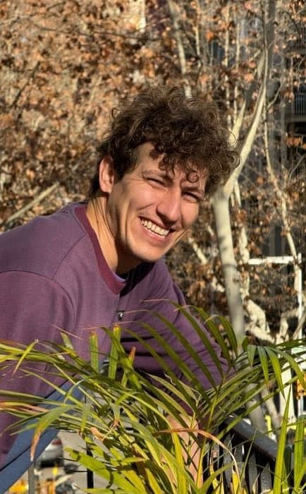 Sebastián Lewis