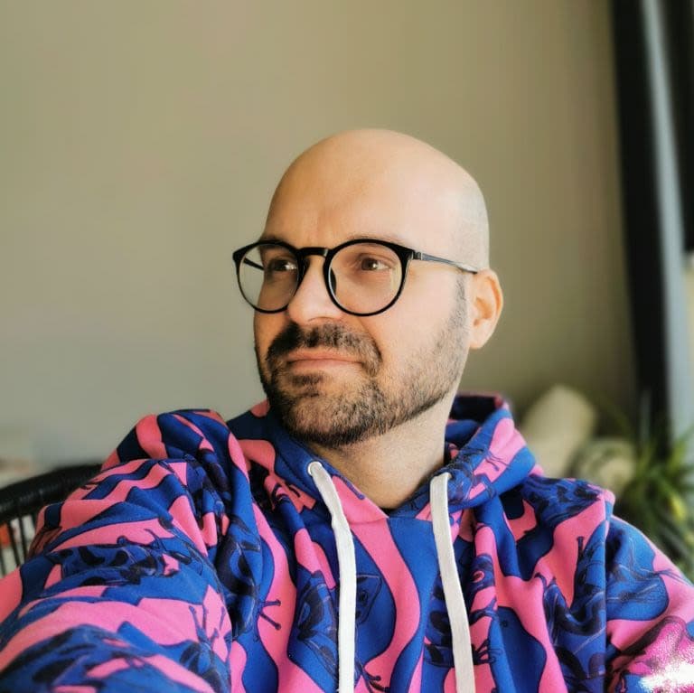 Alex R. 