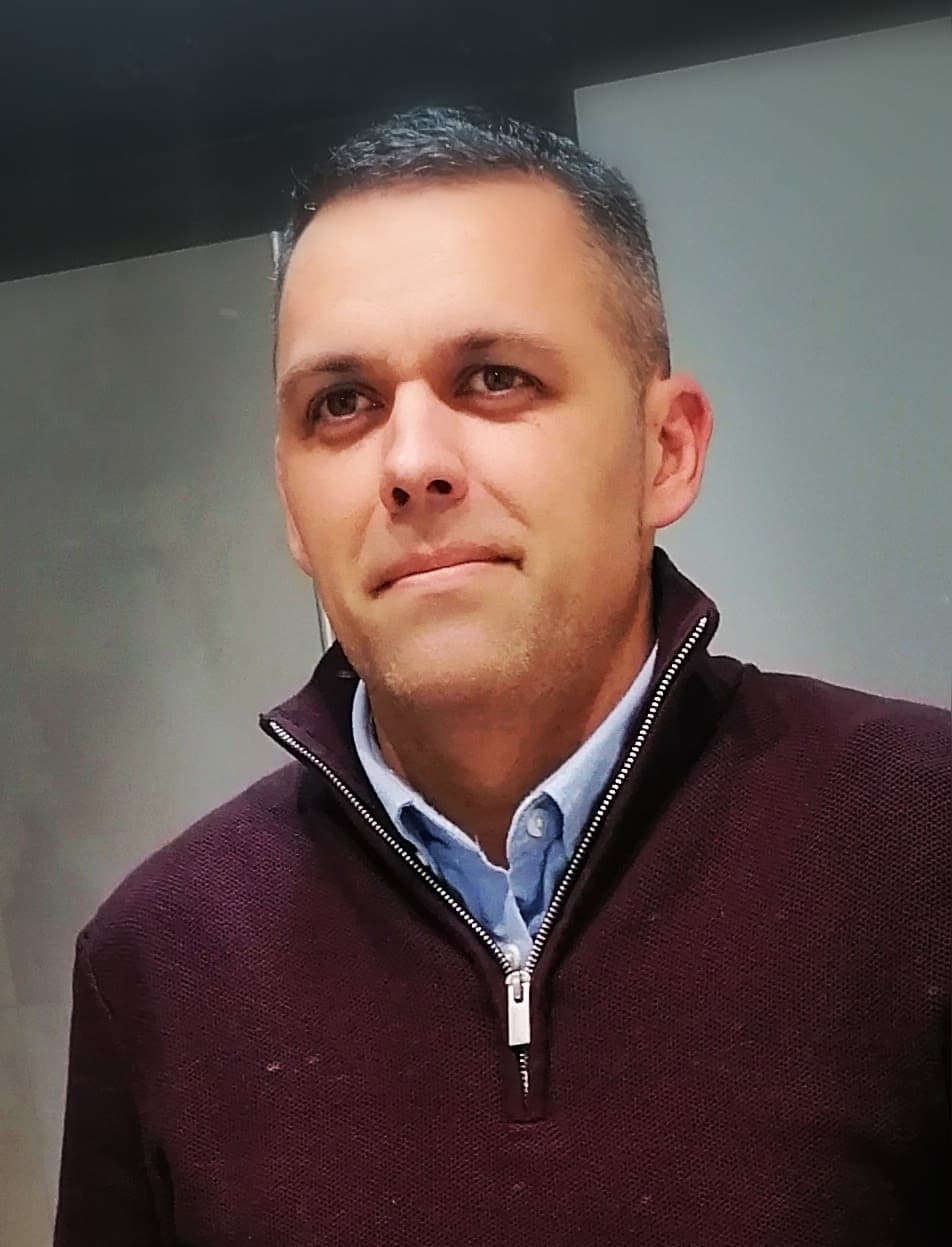 hector santiago