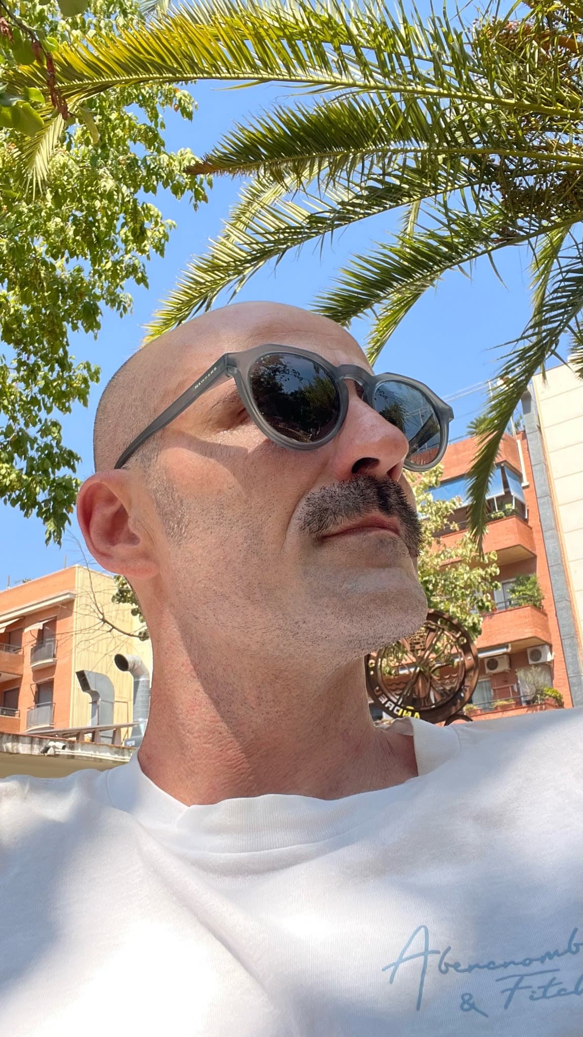 Roberto Vilar