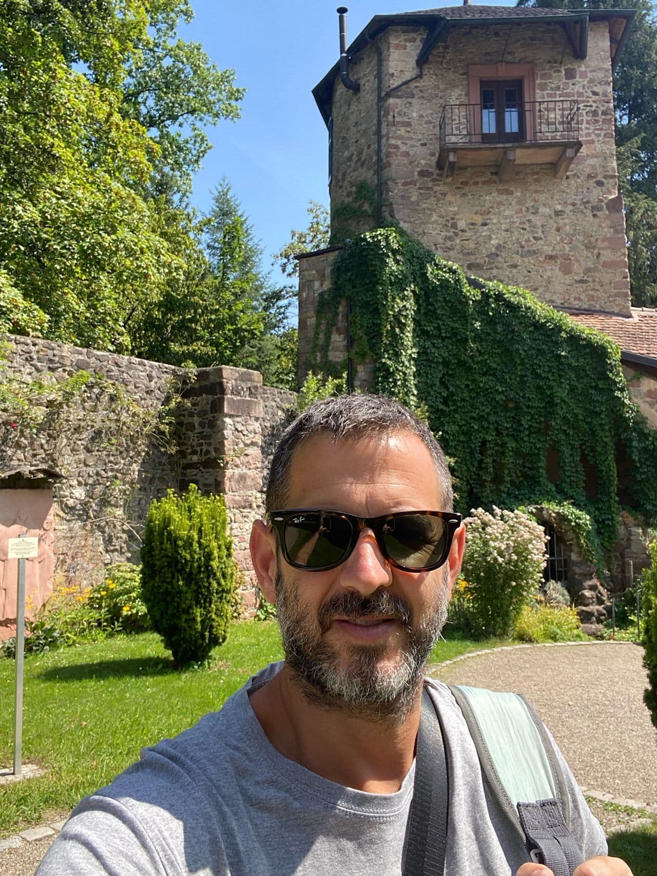 Alex Villalón