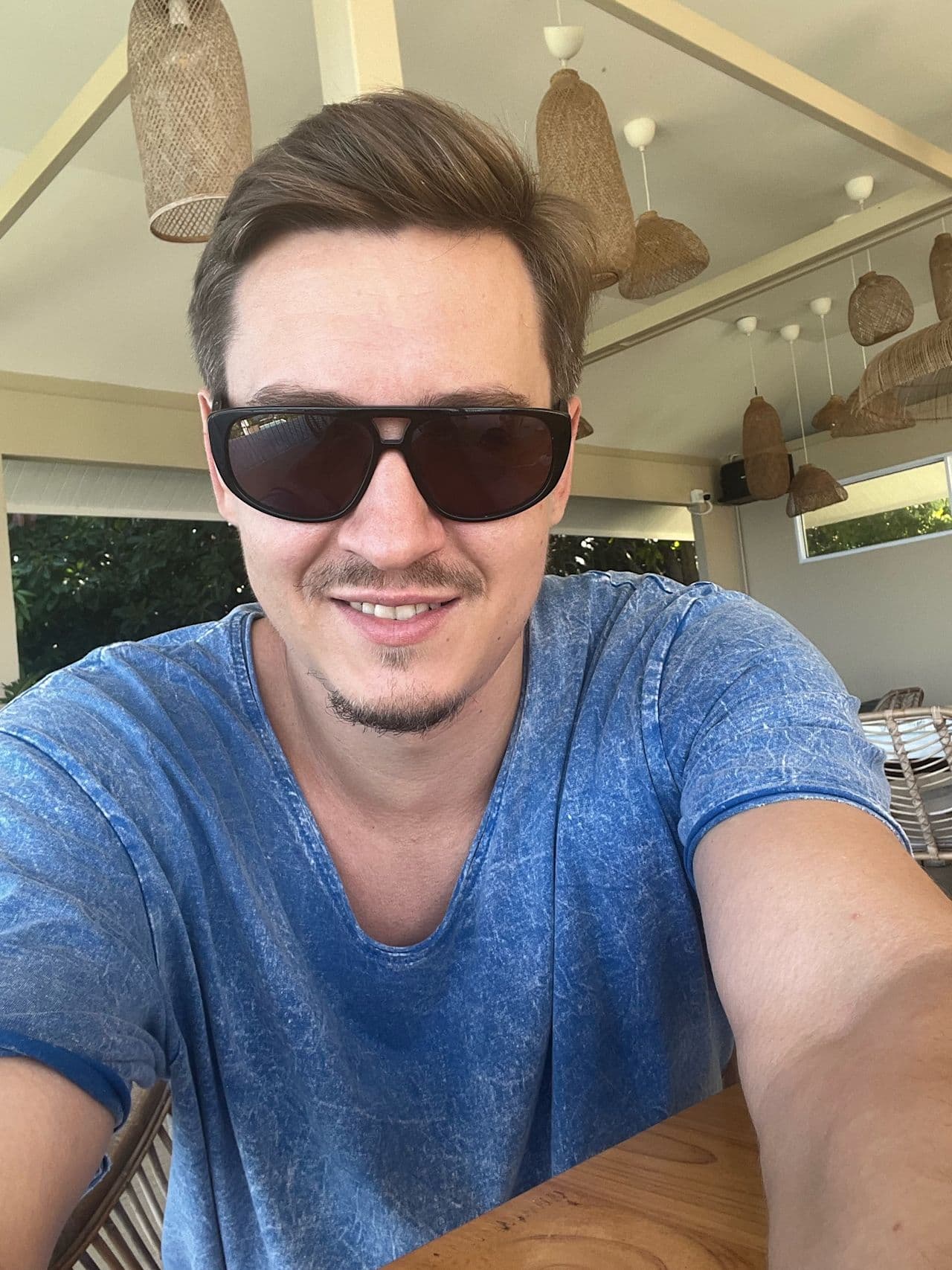 Aleksandr E