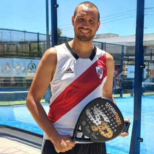 Damián Iza Smolny