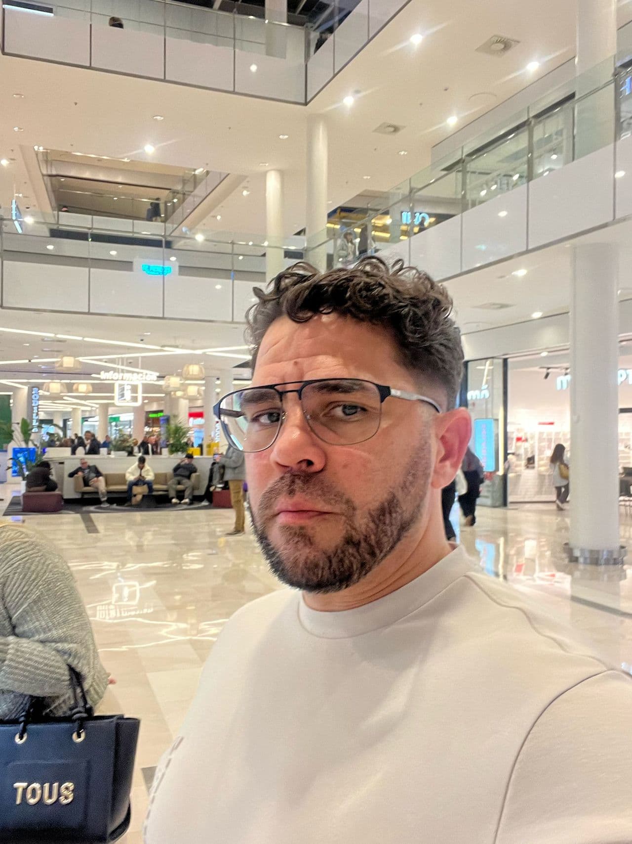 Jorge Luis González