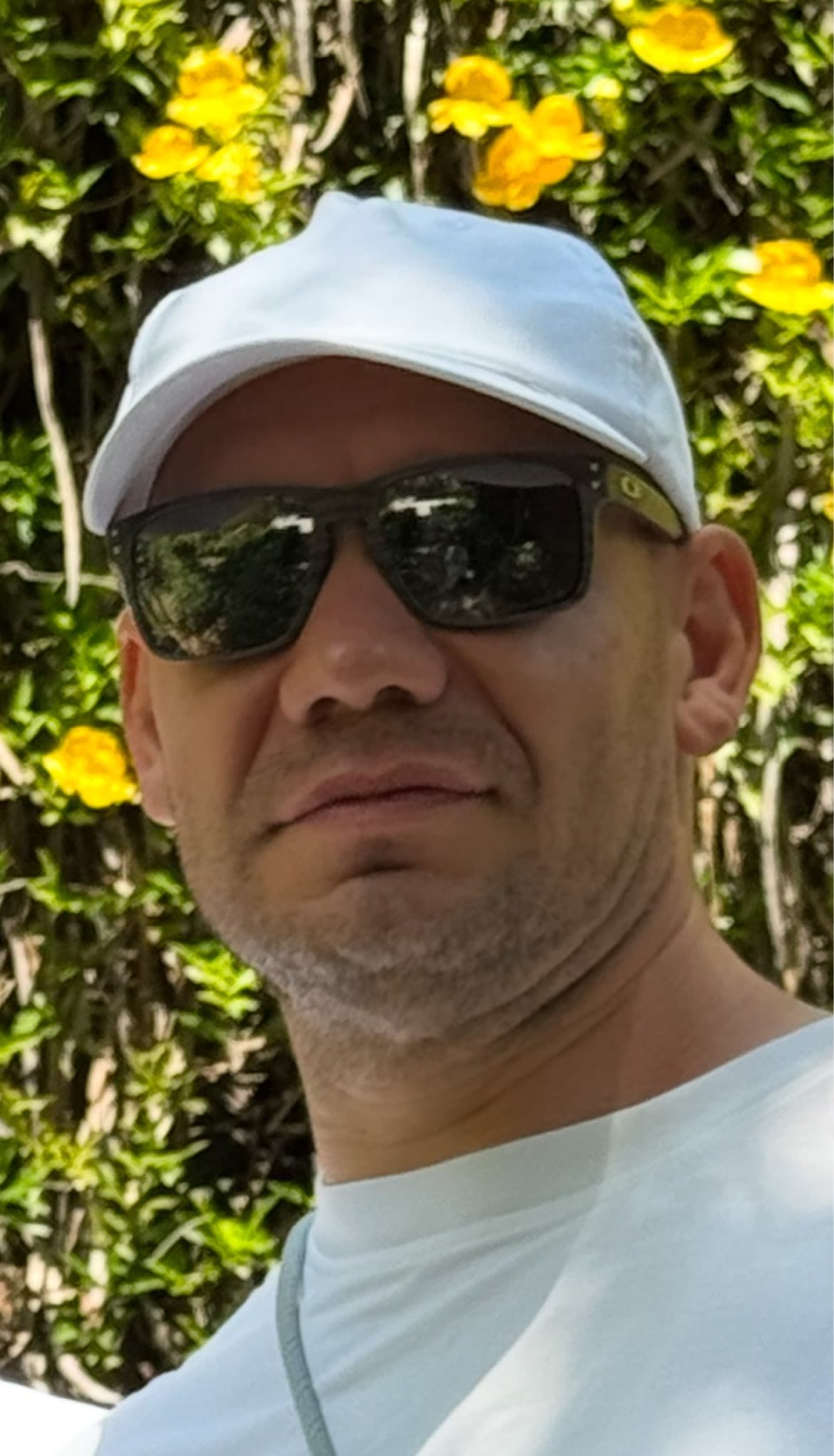 Ivan V.