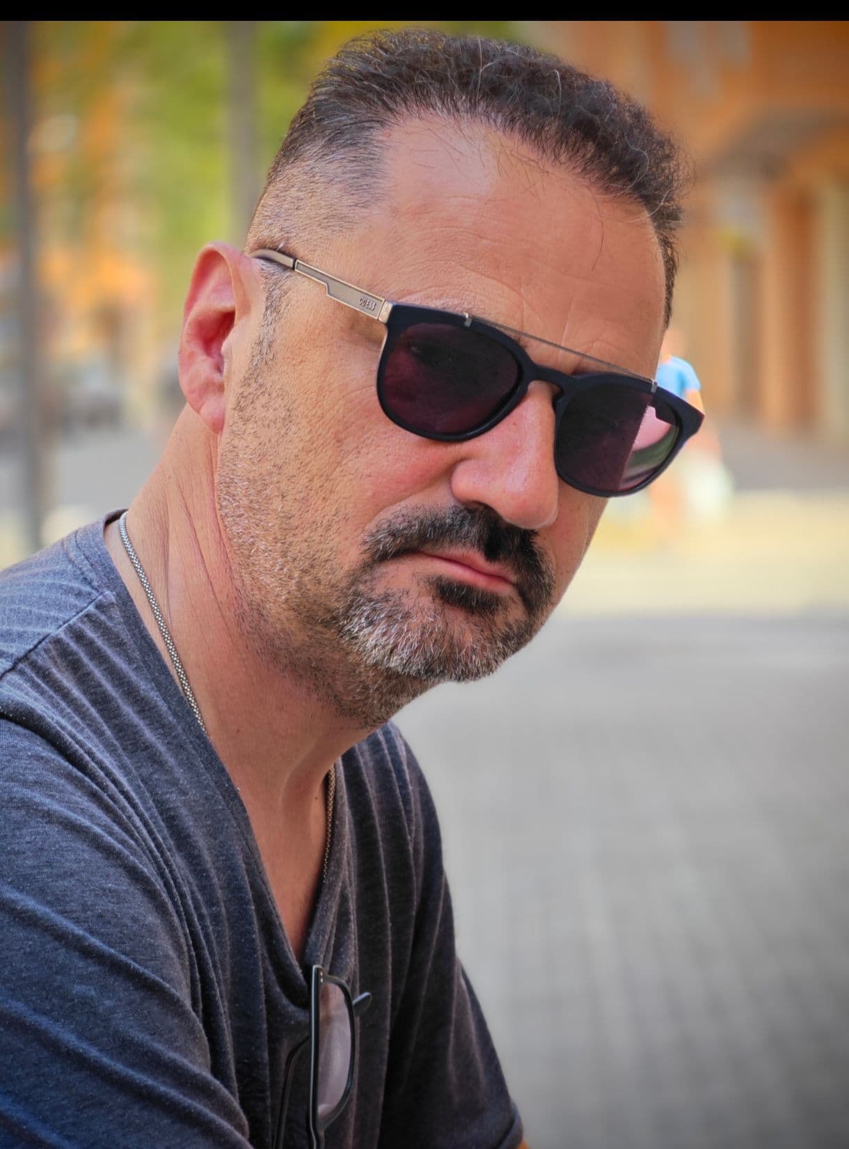 Sebas G.